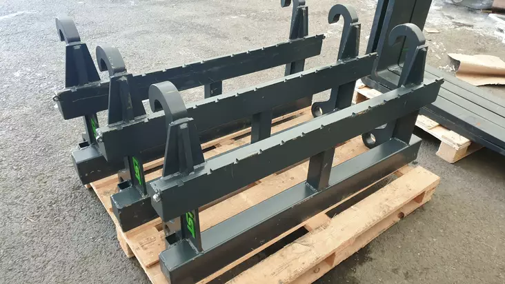 SET Kunta500 (Wille) mekaaniset trukkipiikit 2,5t 1200/1200mm - Pyörakoneen mekaaniset trukkipiikit - Kunta 500/Wille - 1982 - 1