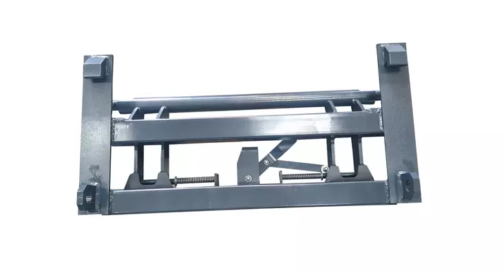 LST Adapteri Vila/Valtra-> TrimaSMS/Euro, mekaaninen - Adapterit traktoreihin - 1995 - 1