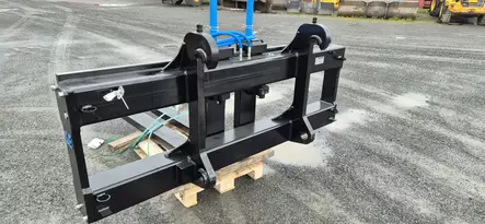 SE Hydrauliset nostohaarukat 15t Volvo L150-> 2400/2400mm - Pyöräkoneen hydrauliset trukkipiikit - Volvo L150-L220 - 437 - 1